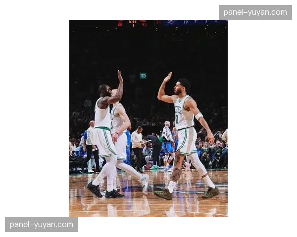 “凯尔特人113-108力克魔术，塔图姆32分锁定东部第二”